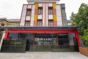 RedDoorz @ Jemursari Surabaya 2